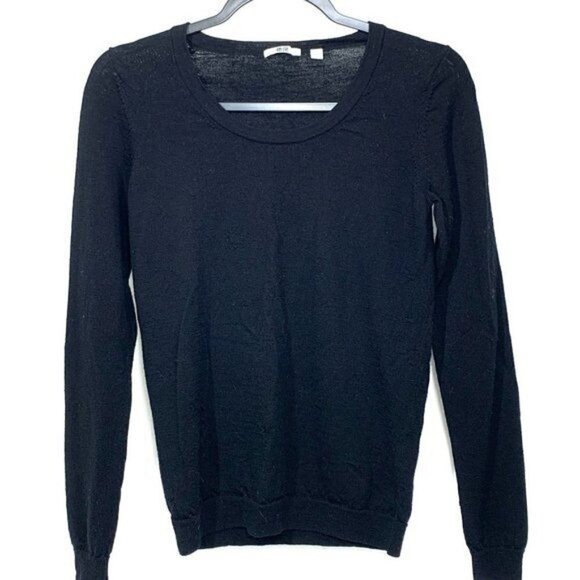 Uniqlo Classic Wool Crew Neck Long Sleeve Fitted Sweater - Black, Size Small - Picture 1 of 4